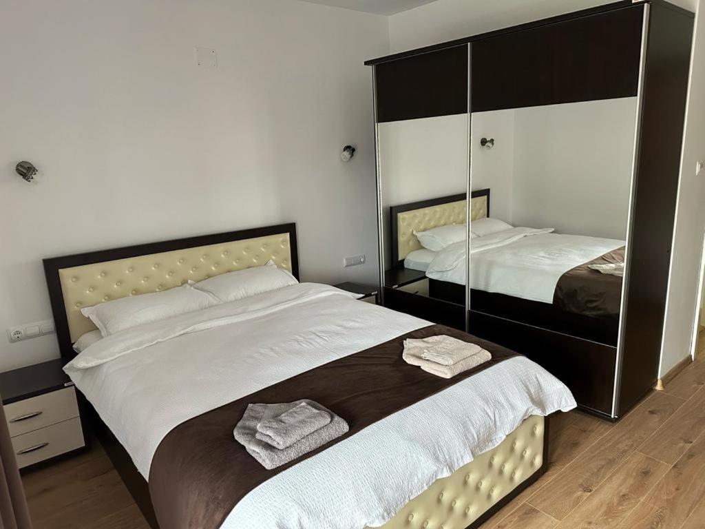 Pensiunea Floro Întorsura Buzăului Extérieur photo